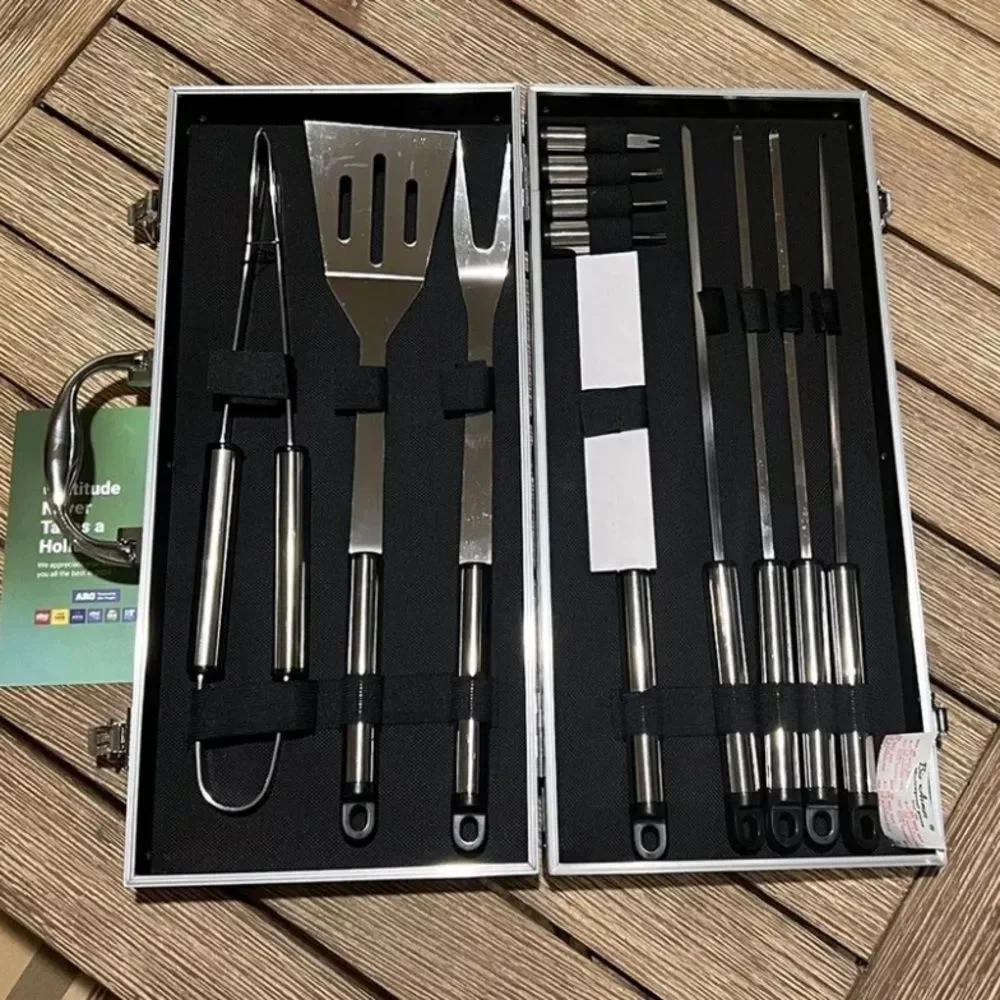 Barbecue Grilling Tools Set